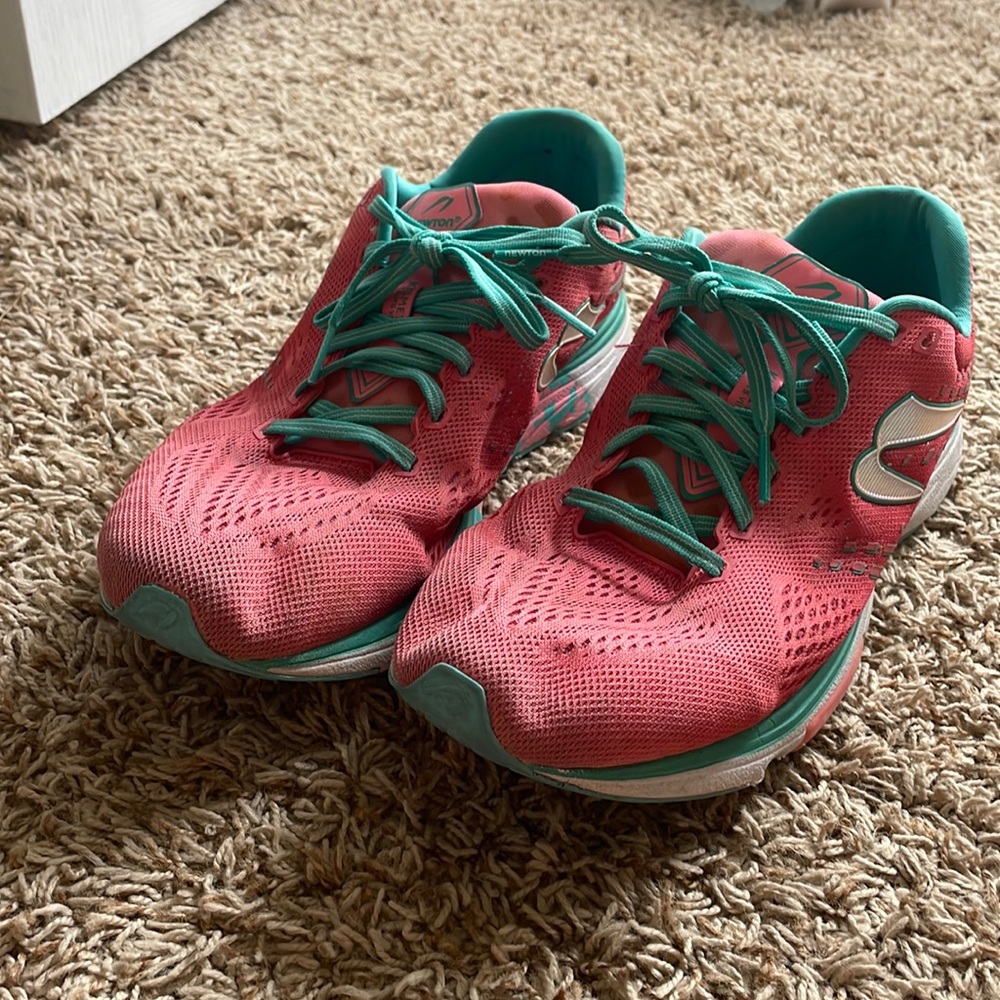 Newton Womens Fate 8 running shoe size 10.5